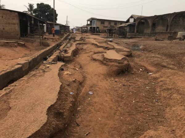 The state of Ero-Omo Kilanko road following poor construction.