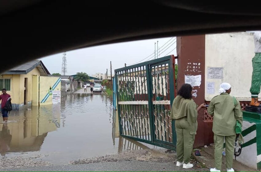  Staff, corps members stranded as flood sacks NPC, NYSC premises in Lagos
