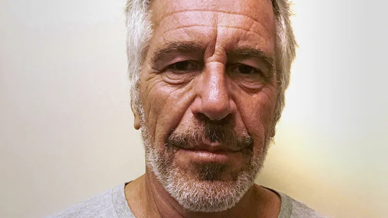  Prince Andrew, Bill Clinton… top figures linked to sex offender Jeffery Epstein in new court document 