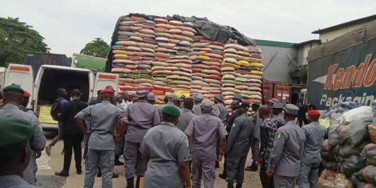  Stampede claims 7 lives in Lagos during Nigeria Customs Service rice sale – see how to avoid being a victim