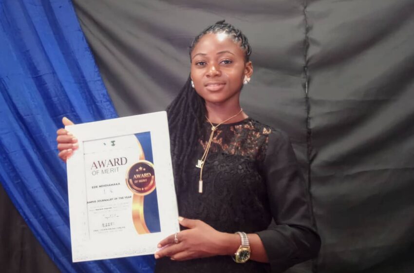 UNN: CrispNG’s Ndidiamaka Ede shines at award night, bags ‘Campus Journalist of The Year’ 