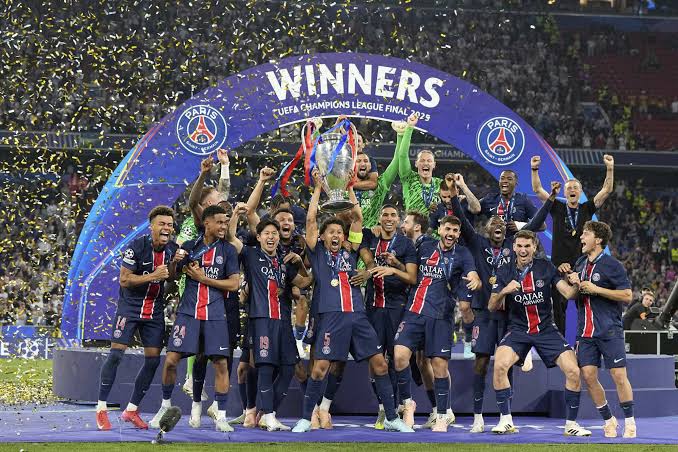 Paris Saint-Germaine players in celebration after winning the 2024/25 champions league trophy for the first time in history. Photo Credit- Los Angeles Times