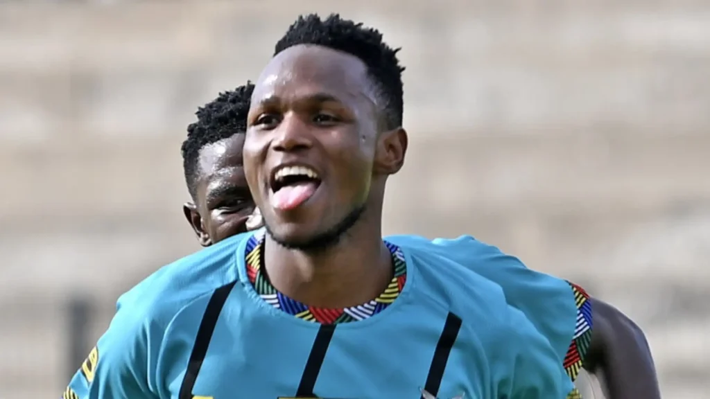Kamogelo Sebelebele joins Pirates from TS Galaxy