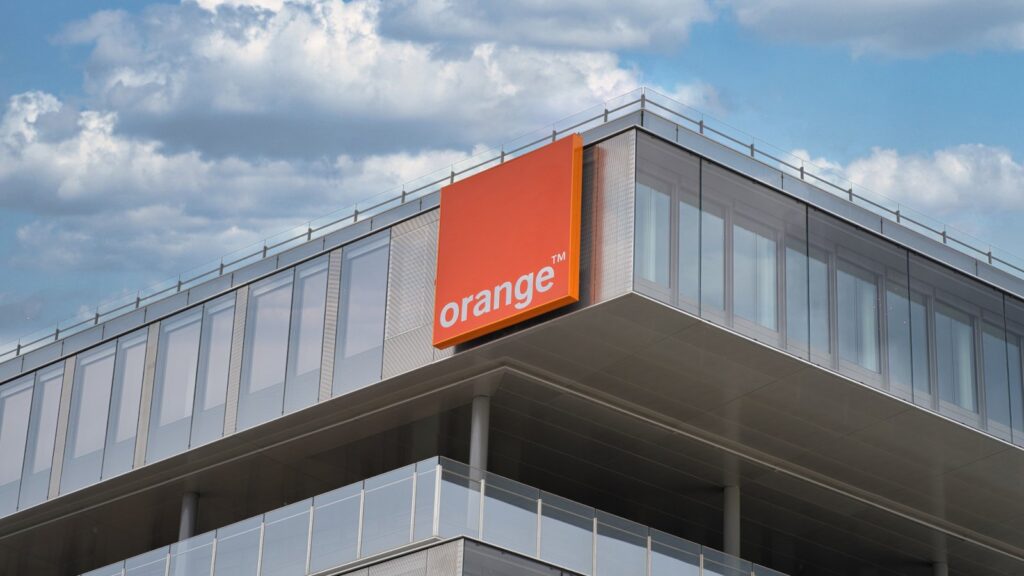 Orange Group launches 2025 trainee program for fresh graduates