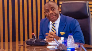 Tunji Alausa