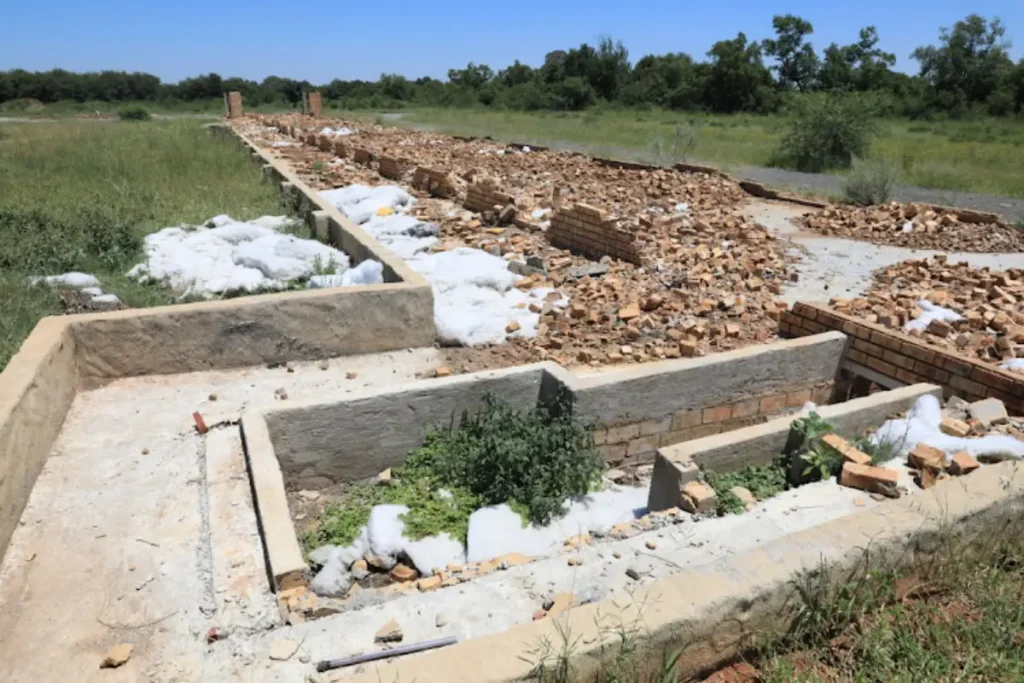 Derelict poultry farm in Marikana funded by misappropriated NLC lottery grants. | Image: Thapelo Morebudi