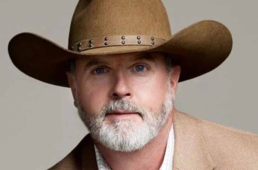 Who was Asher Watkins, the Texas millionaire killed by a buffalo?