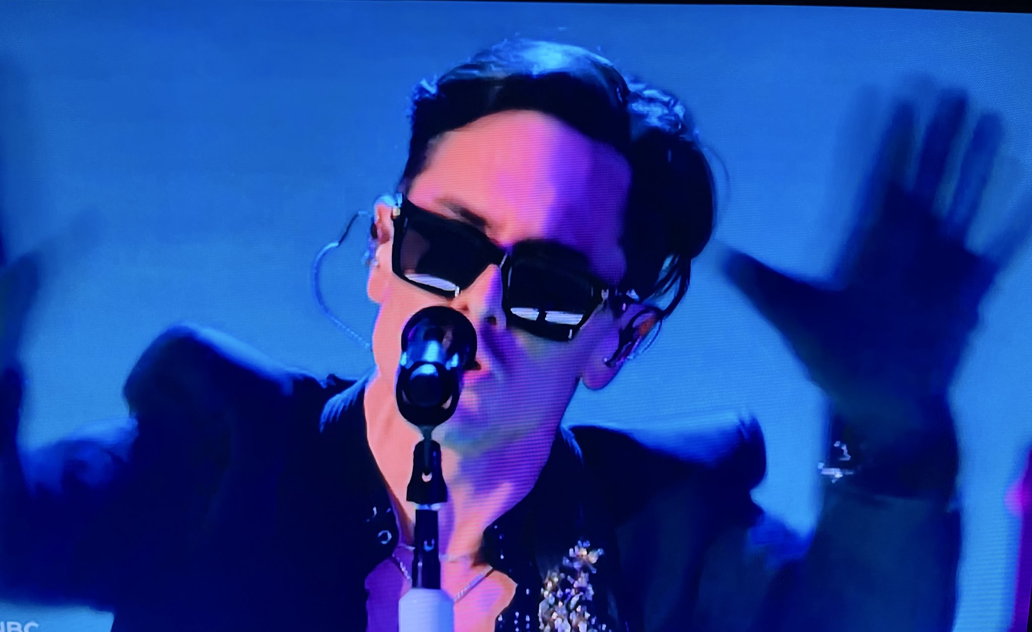 Tom Sandoval faces Simon Cowell’s buzzer after “Blinding Lights” performance on AGT.