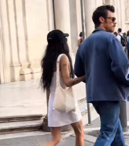 Zoe Kravitz and Harry Style spotted in Rome. Credit: Buzzing Pop/X
