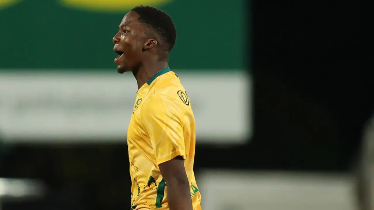 Kwena Maphaka: 19-year-old bowler teen sensation