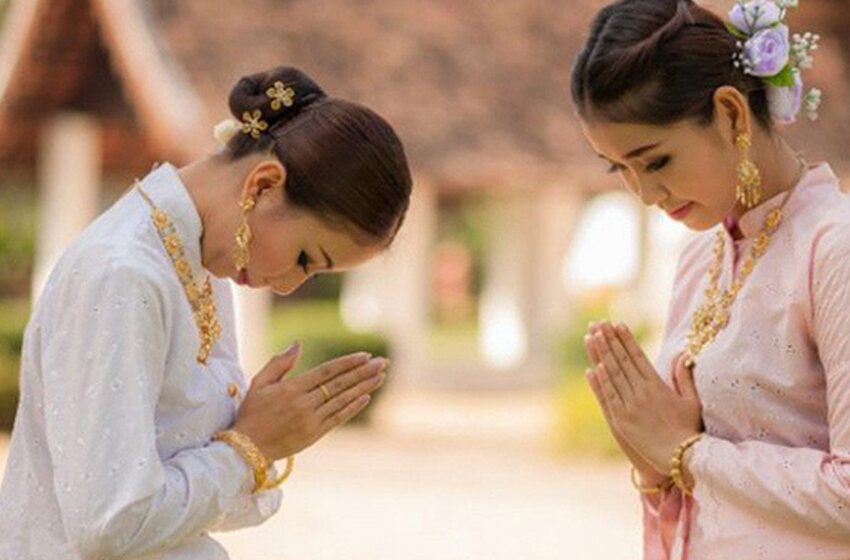 How cultural etiquette rules could save you abroad