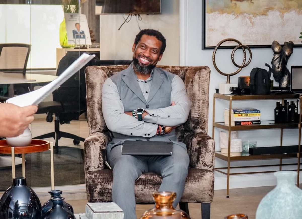 Minister Buti Manamela