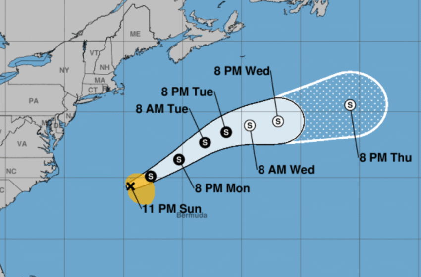 Tropical Storm Dexter Hurricane approaches Florida