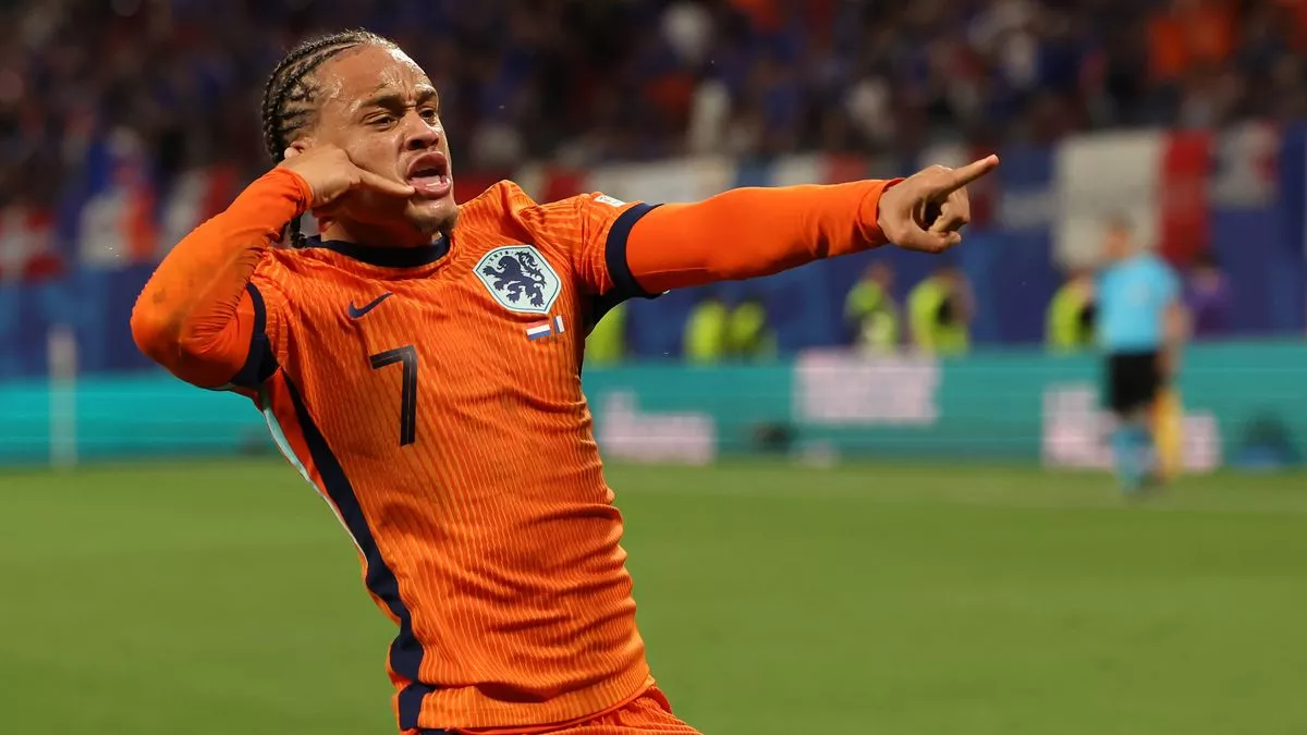 Man City and Chelsea locked in transfer battle for Xavi Simons.