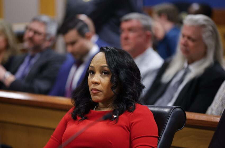  Who is Fani Willis and why was she removed from the Trump case?