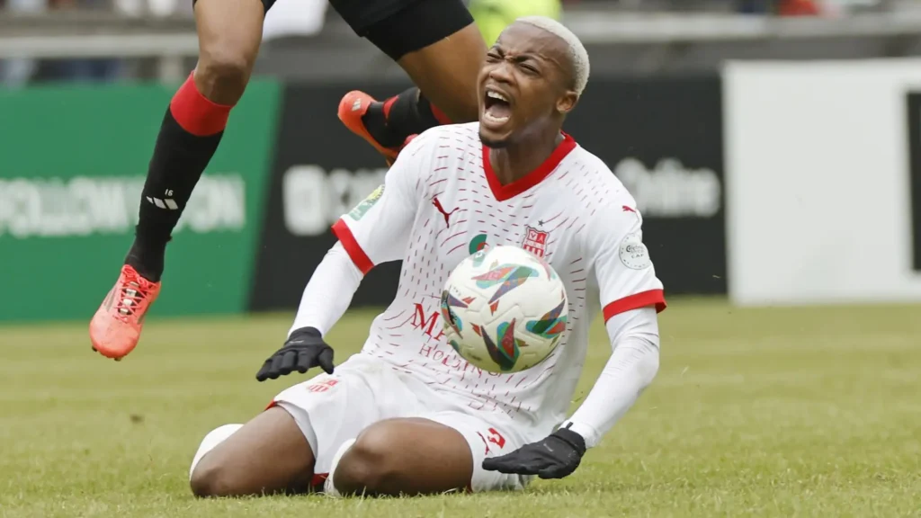 CR Belouizdad forward, Khanyisa Mayo. Photo Credit- Goal.com