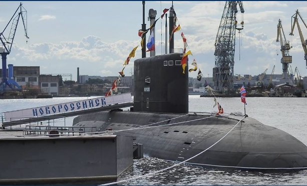  Submarine Emergency in the Mediterranean: russian vessel at risk of explosion
