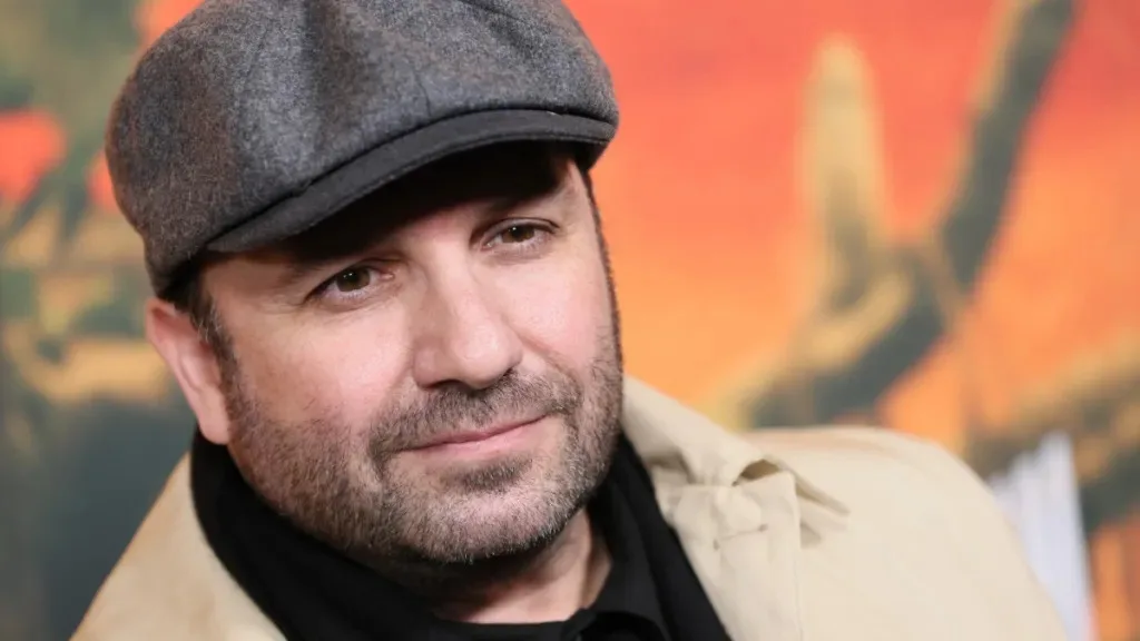 Brad Everett Young, photographer and actor, died in a car crash at age 46.