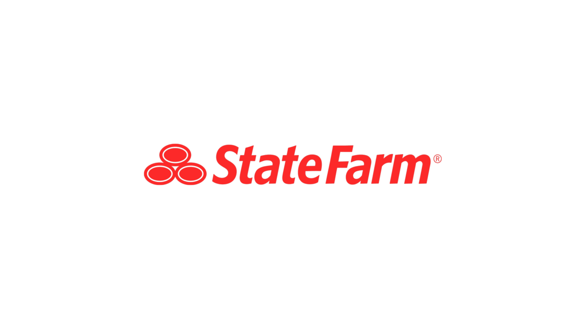 State Farm faces insurance lawsuit, expands to Massachusetts