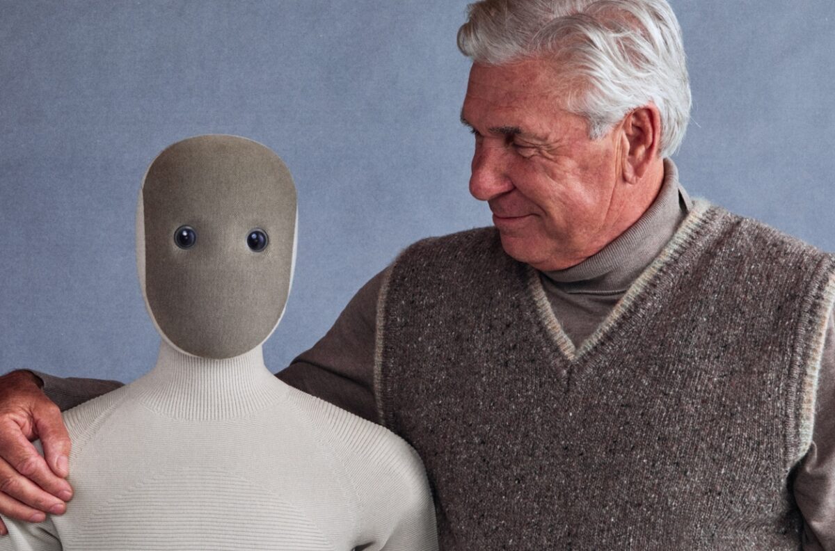 Meet NEO: The $20,000 humanoid robot that can do your chores, but at a privacy cost