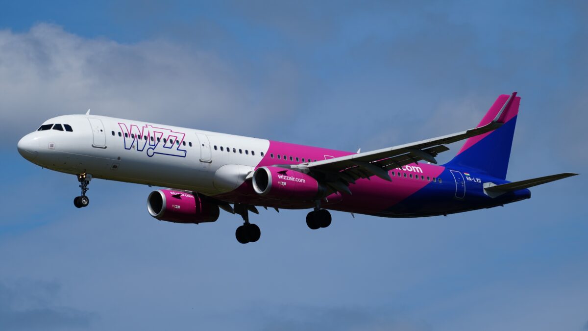 Wizz Air tests new ‘Wizz Class’ with middle seat blocked for extra comfort.