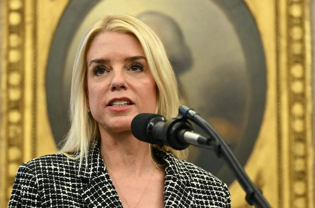  Pam Bondi vs Senate Democrats: What to know about the heated Senate Judiciary clash