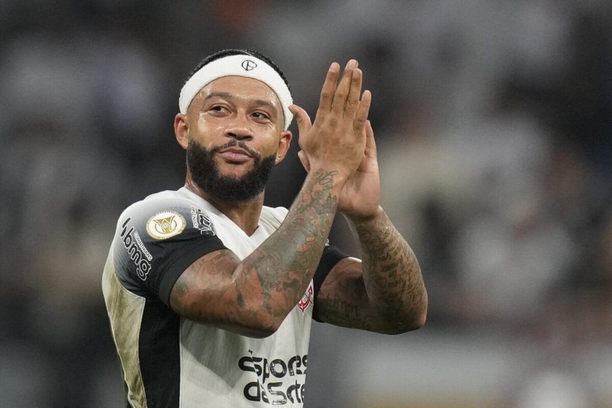 Memphis Depay blends football, music, and philanthropy in Brazil.