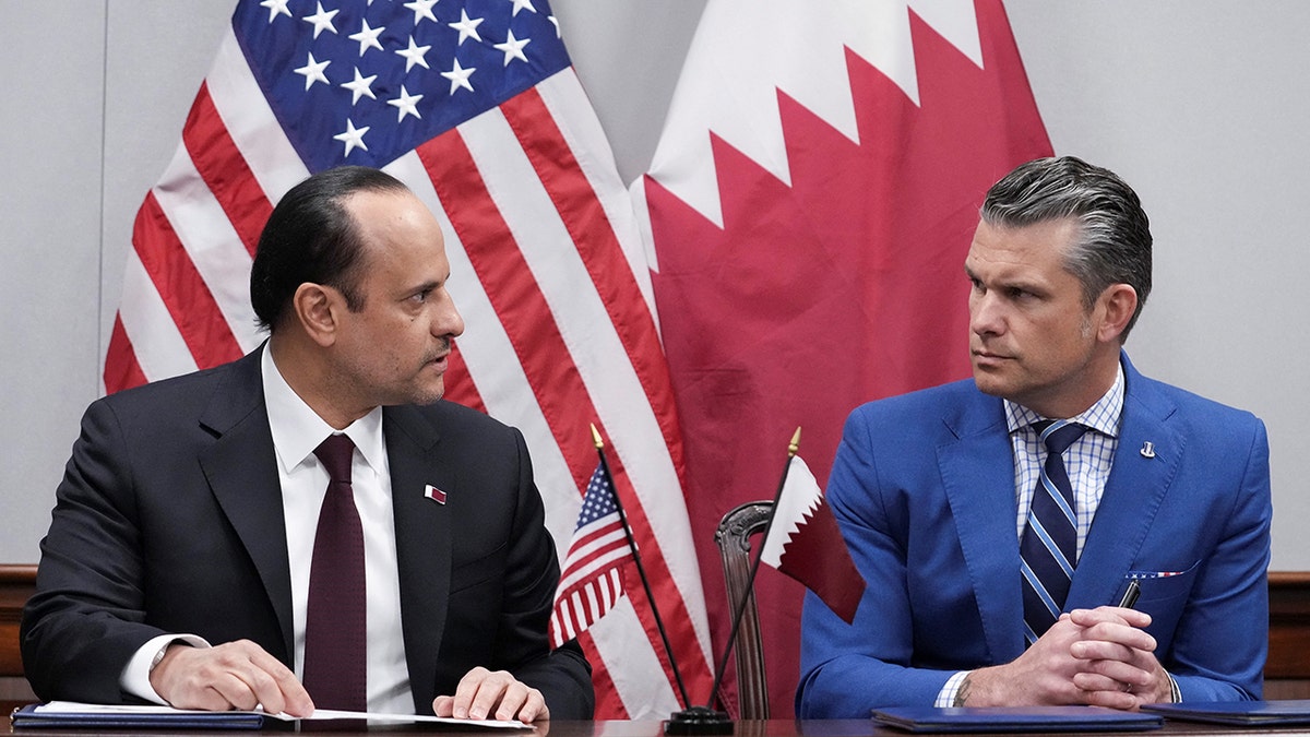 U.S. Defense Secretary Pete Hegseth (right), meets with Qatar Deputy Prime Minister and Minister of Defense Sheikh Saoud bin Abdulrahman al-Thani at the Pentagon in Washington, D.C., on Oct. 10, 2025. (REUTERS/Ken Cedeno)