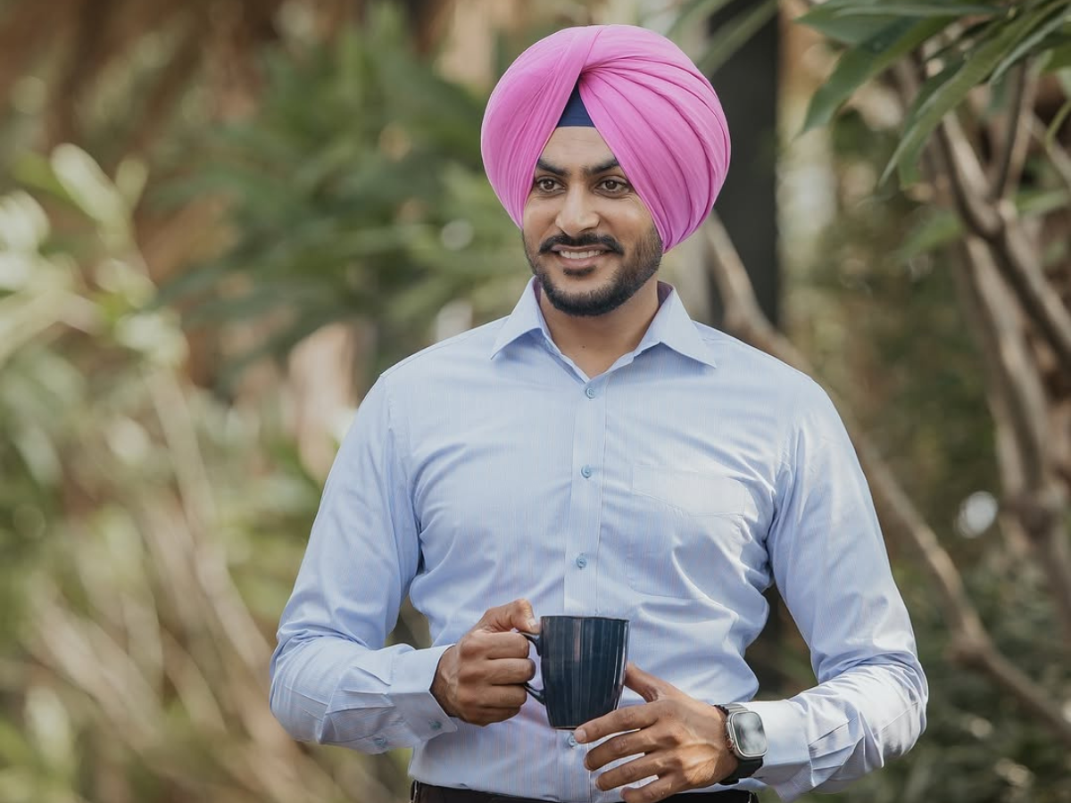 Punjabi singer and actor Rajvir Jawanda, known for hits like "Kangani". Image Credit: Instagram/rajvirjawandaofficial