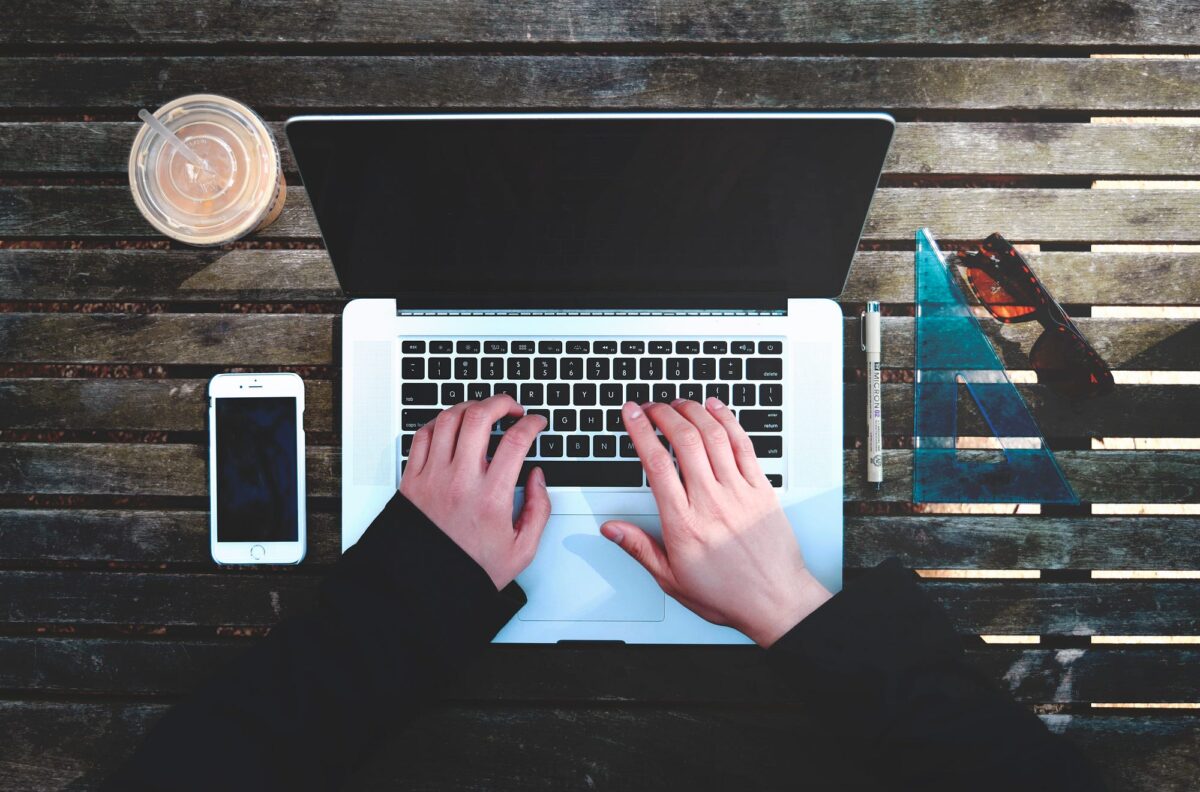  10 Tech Shortcuts That Instantly Save You Hours Every Week