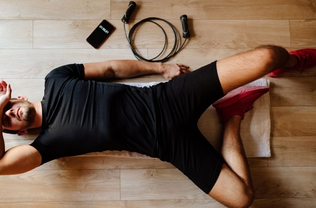  10 Warning Signs You’re Overtraining, And How to Recover Before It Gets Worse