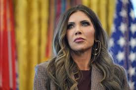  Did Kristi Noem really approve deportation flights after a judge ordered them stopped? Here’s what the DOJ just revealed