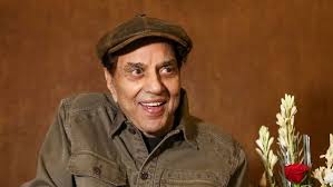  Did Bollywood just lose its greatest hero? Dharmendra passes away at 89 as stars rush to Mumbai