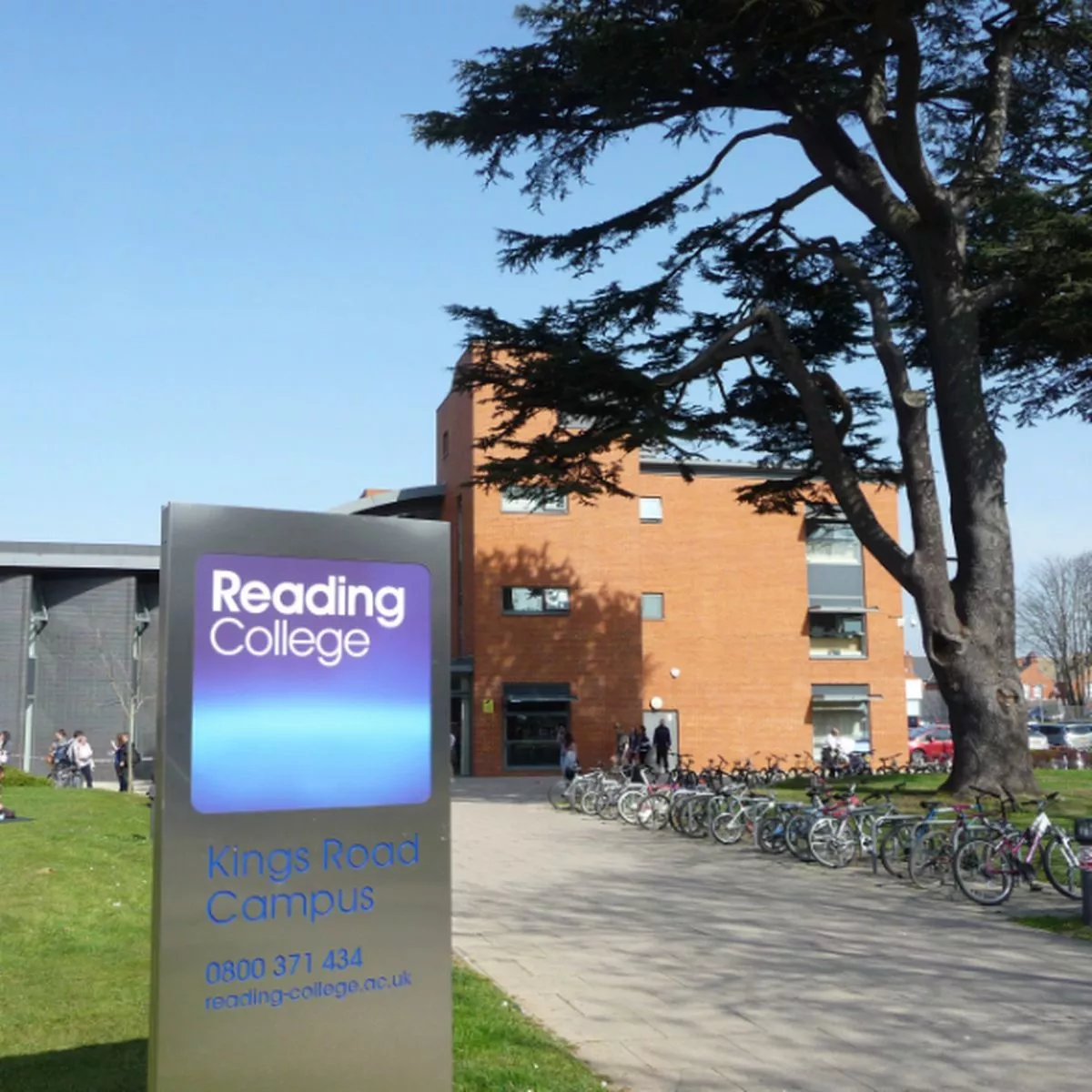 Armed police respond to stabbing at Reading College campus