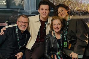 Dominic Holland, Tom Holland, Nikki Holland and Zendaya.Credit : Sam Holland/Instagram