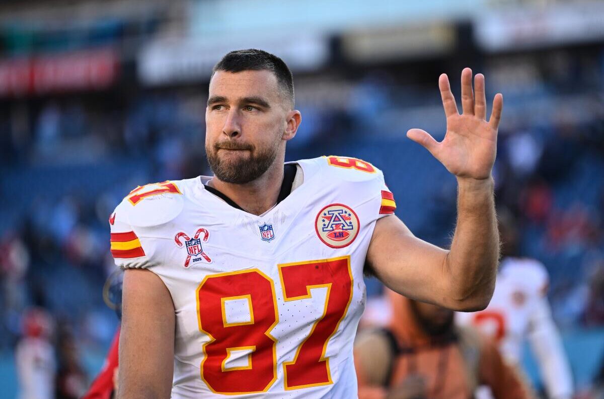  Is Travis Kelce Retiring? Emotional Arrowhead Goodbye Sparks Major NFL Retirement Questions