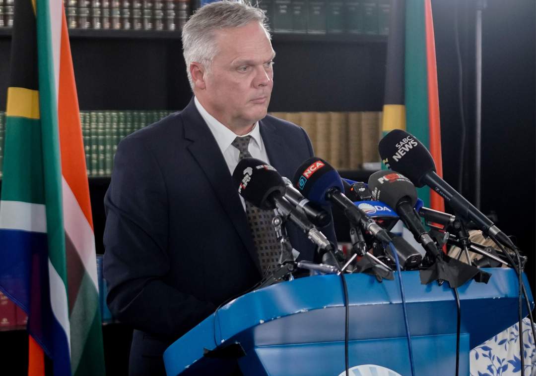  Why did Willie Aucamp file a complaint against Dion George? Here’s what to know