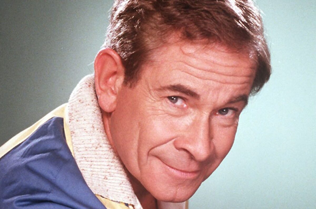  Stanley Baxter dies at 99: What to know about the life and legacy of a British comedy icon