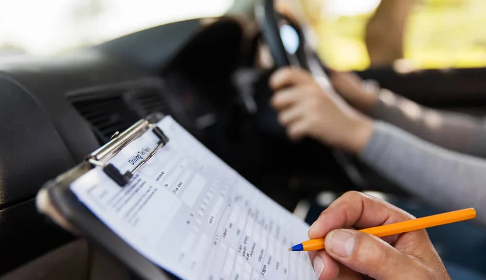 UK driving test cheating cases rise sharply in 2025