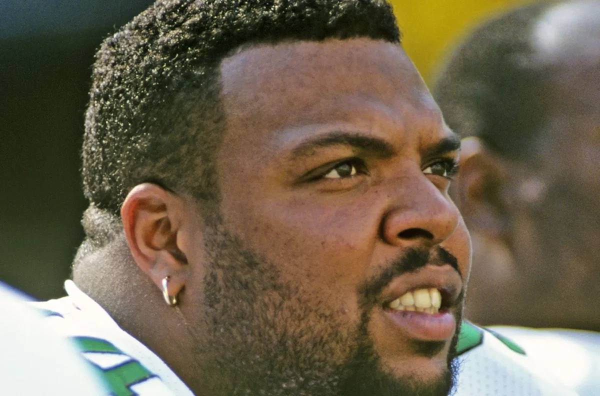  Ex-NFL lineman Kevin Johnson stabbed to death in LA: What homicide investigation reveals