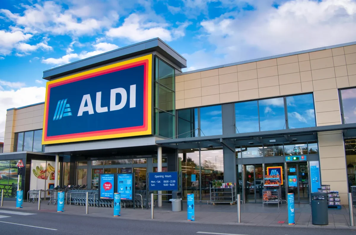  Aldi brings back mamia new parent fund for 2026: How to get weekly £100 vouchers