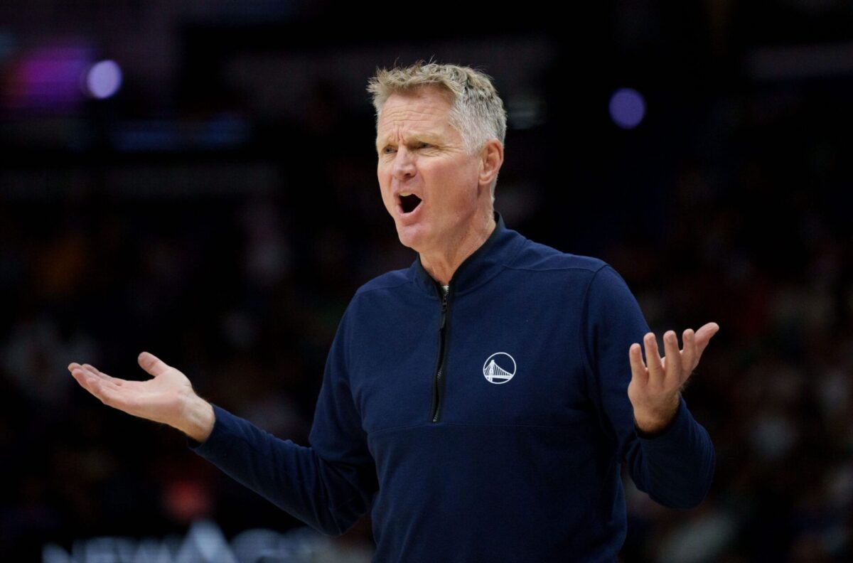  Why did Steve Kerr get ejected during the Warriors’ one-point loss?