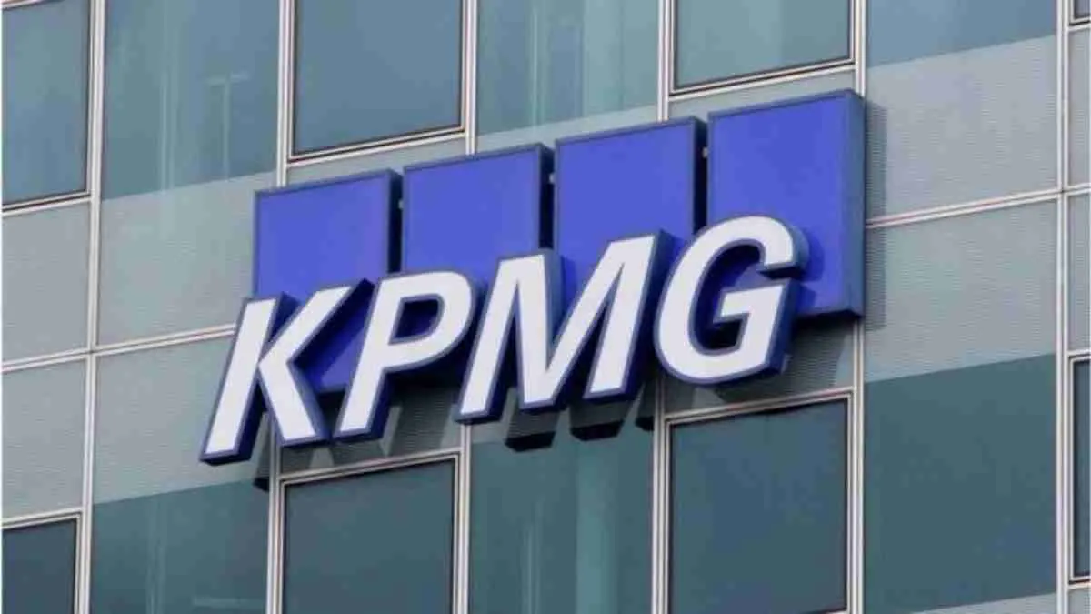  KPMG Graduate Trainee Program 2027 Open: Salary, International Training & How to Apply