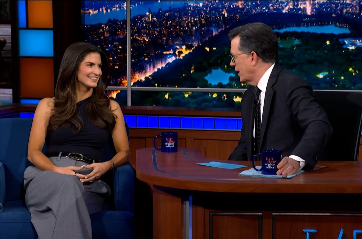  Kaitlan Collins fires back after Trump’s ‘smile’ jab: Her Stephen Colbert response is going viral