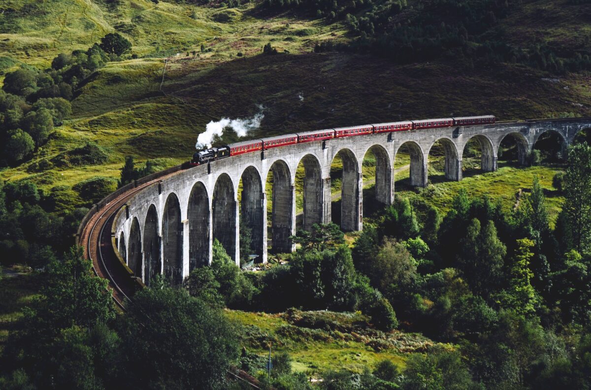  12 Scenic Train Routes Around the World 