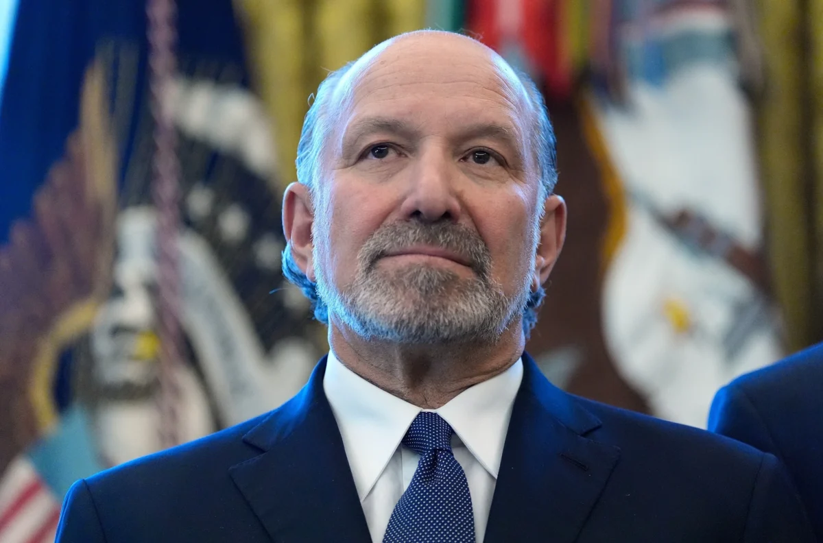  Trump Commerce Secretary Howard Lutnick under fire: Epstein files spark bipartisan calls for resignation