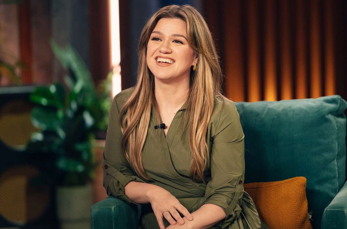  Why The Kelly Clarkson Show is ending: Kelly Clarkson steps down after 7 seasons to focus on family
