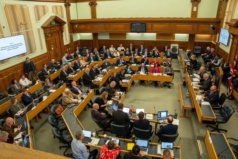 Kent county council vote sparks walkout over migration emergency motion