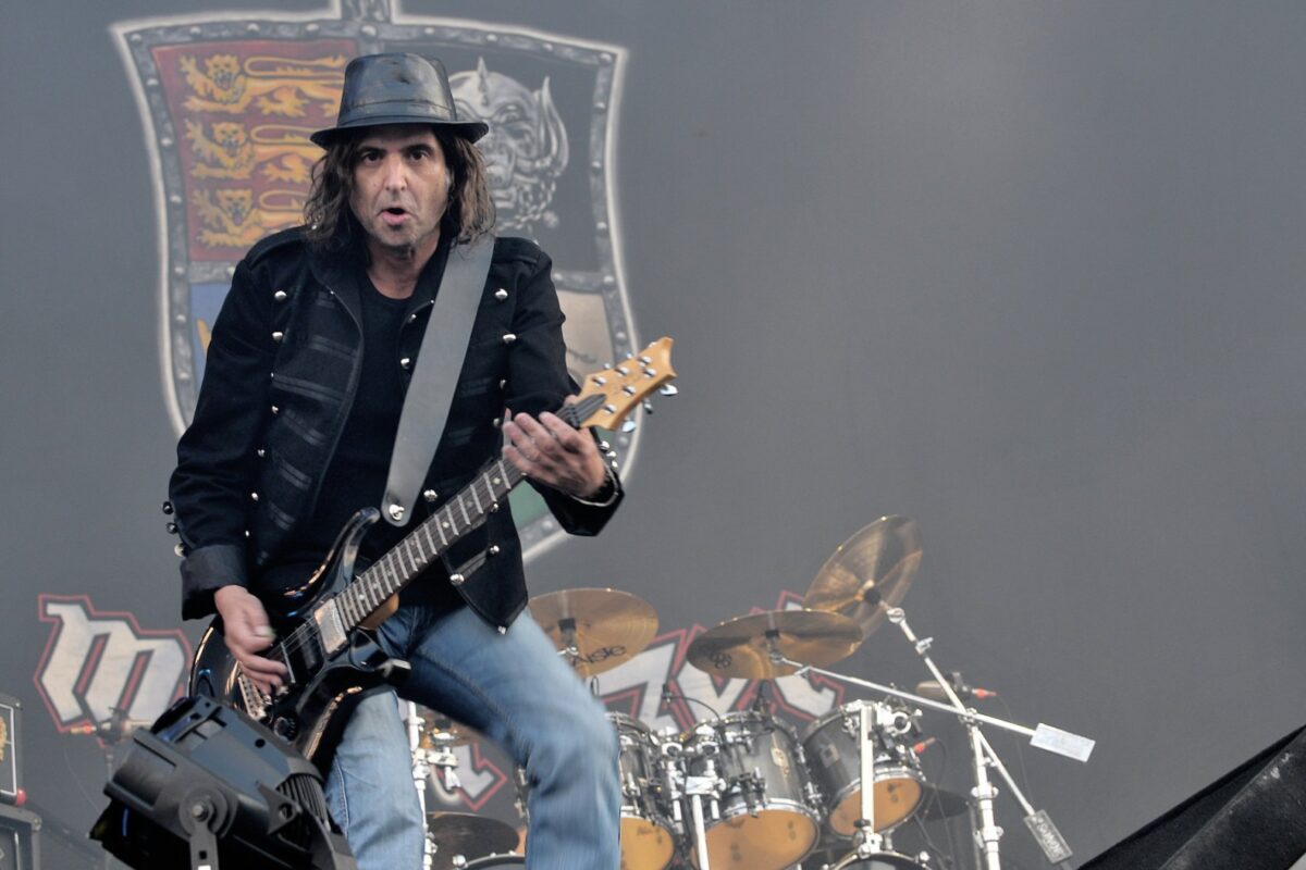 Motörhead guitarist Phil Campbell dies at 64. Image Credit: Didier Messens/Redferns