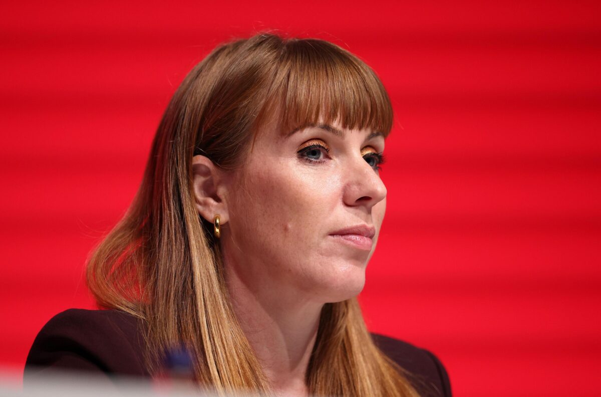  Angela Rayner breaks ranks: Ex-Deputy PM slams Labour immigration plan as ‘un-British’ in stunning warning to Starmer